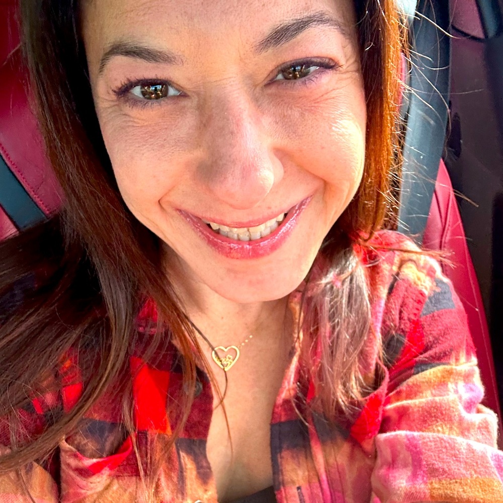 Meet your Posher, Ilana